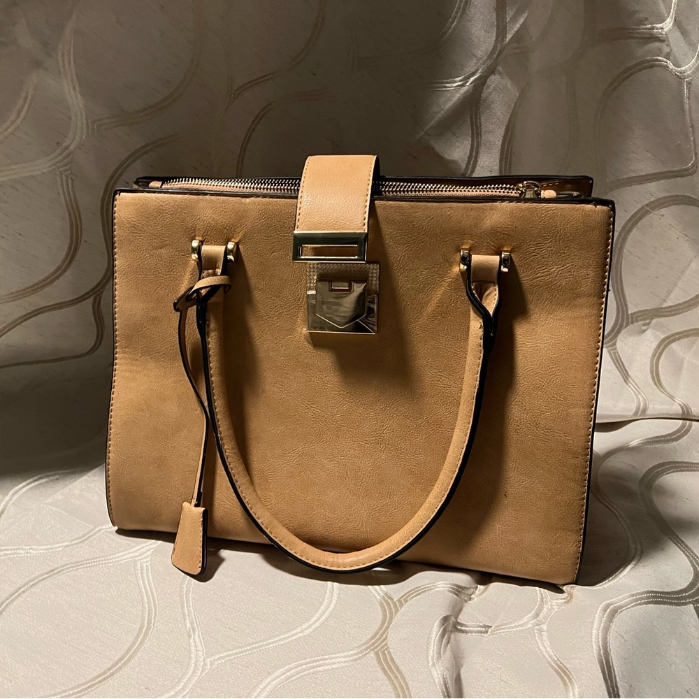 Camel Day purse